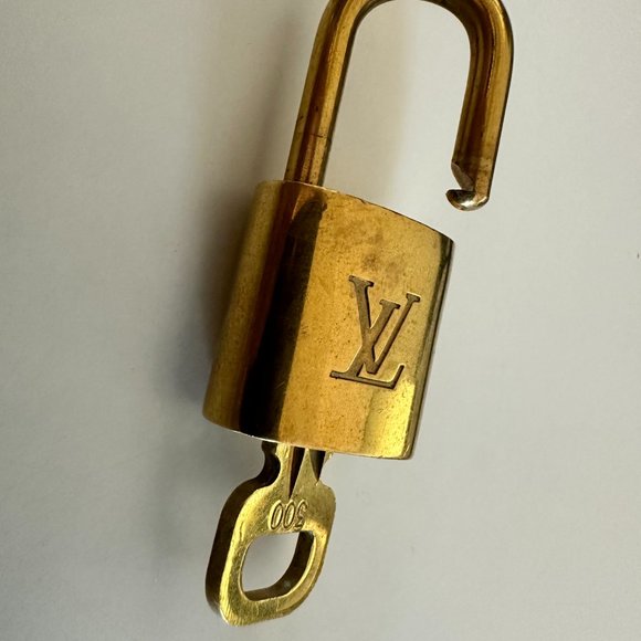 Louis Vuitton Lock and Key set #300 - Picture 4 of 4